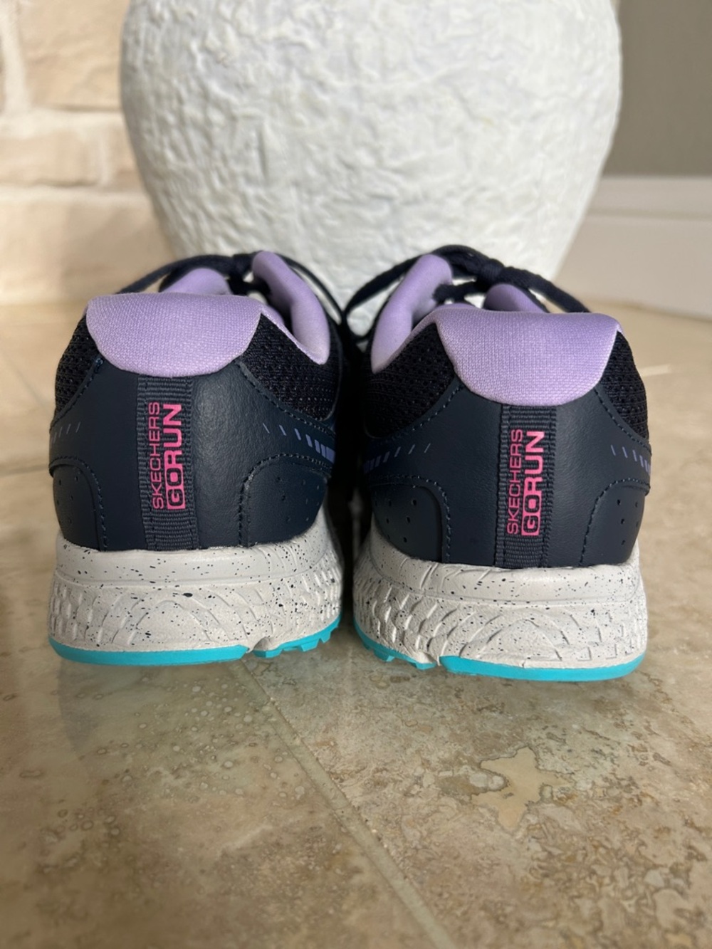 Skechers GoRun Consistent - Picture 2 of 11